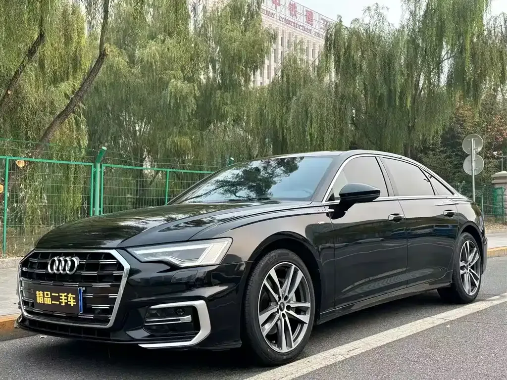 Audi A6L 2023 из CN, фото 1