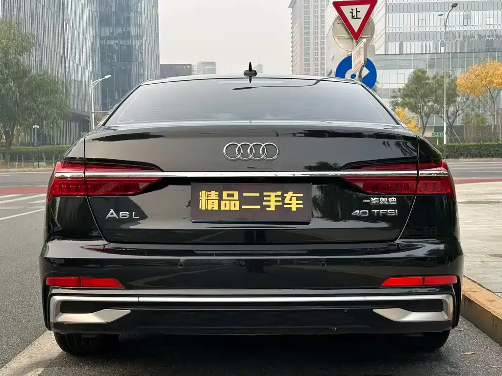 Audi A6L 2023 из CN, фото 7