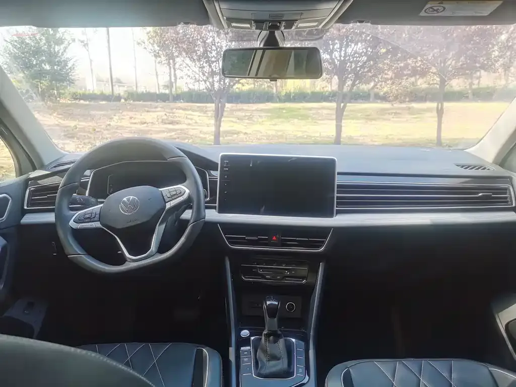 Volkswagen Tiguan L 2024 из CN, фото 8