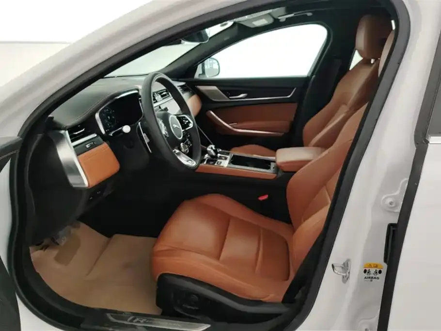 Jaguar XFL 2022 из CN, фото 9
