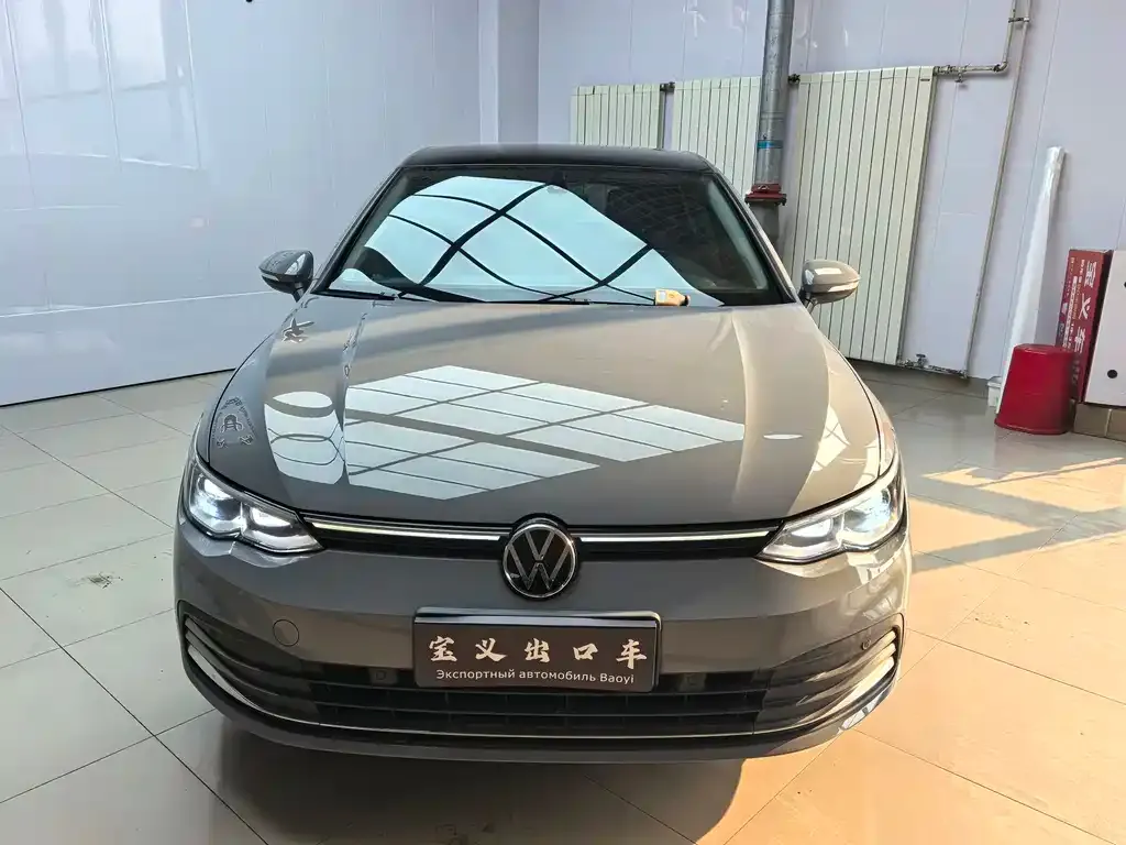 Volkswagen Golf 2021 из CN, фото 2
