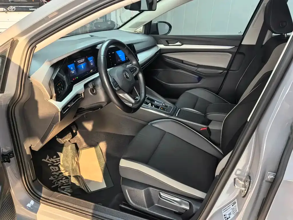 Volkswagen Golf 2021 из CN, фото 7