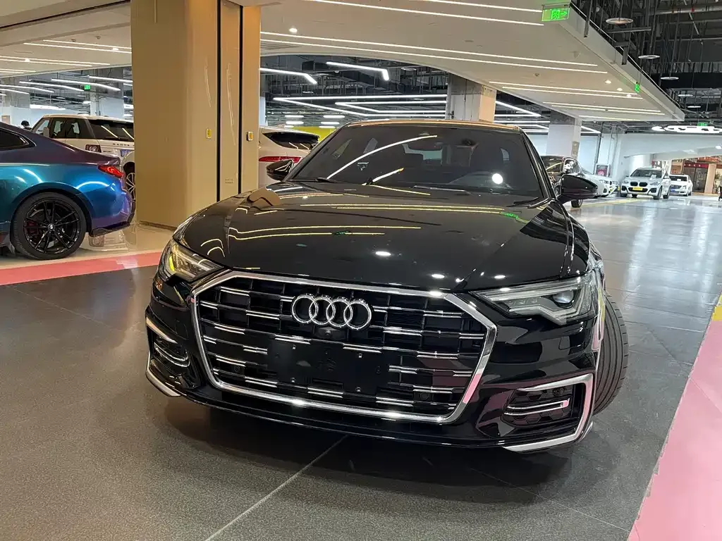 Audi A6L — фото 2