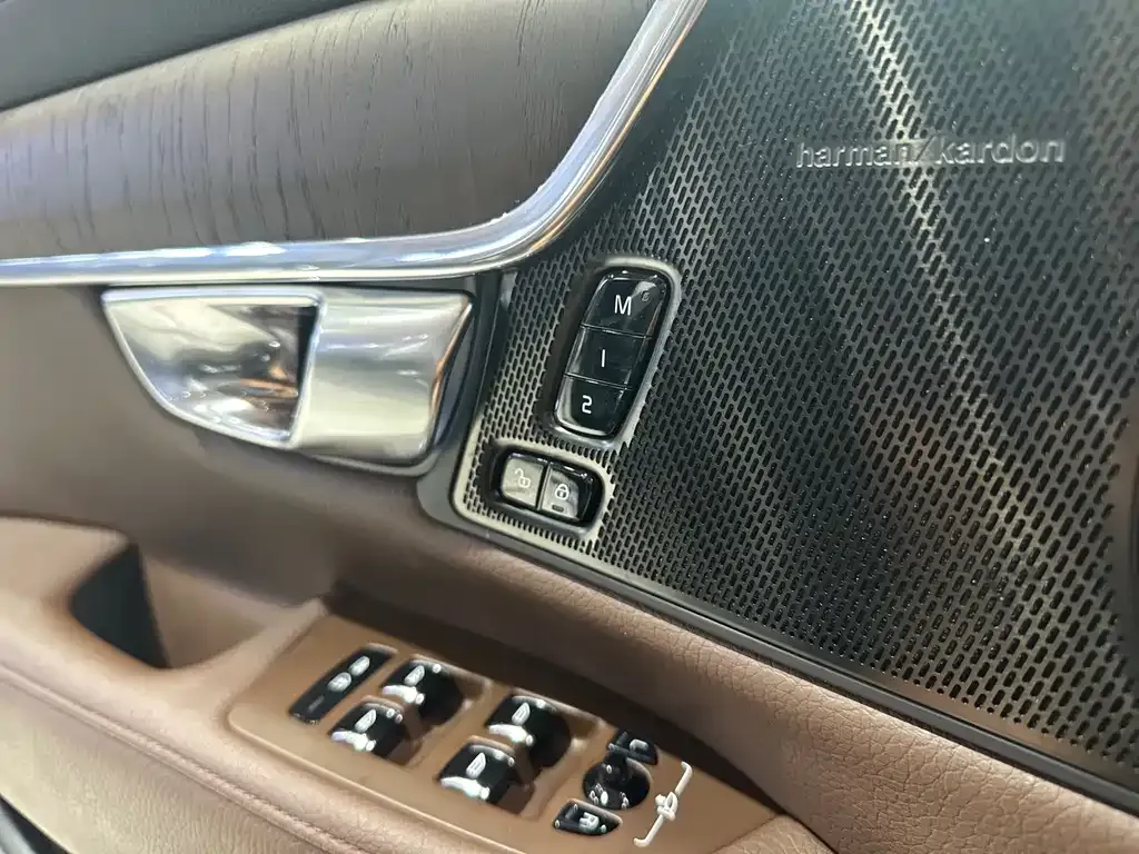 Volvo S90 2022 из CN, фото 8