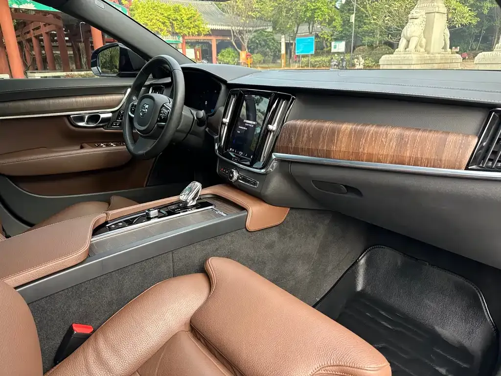 Volvo S90 2022 из CN, фото 9