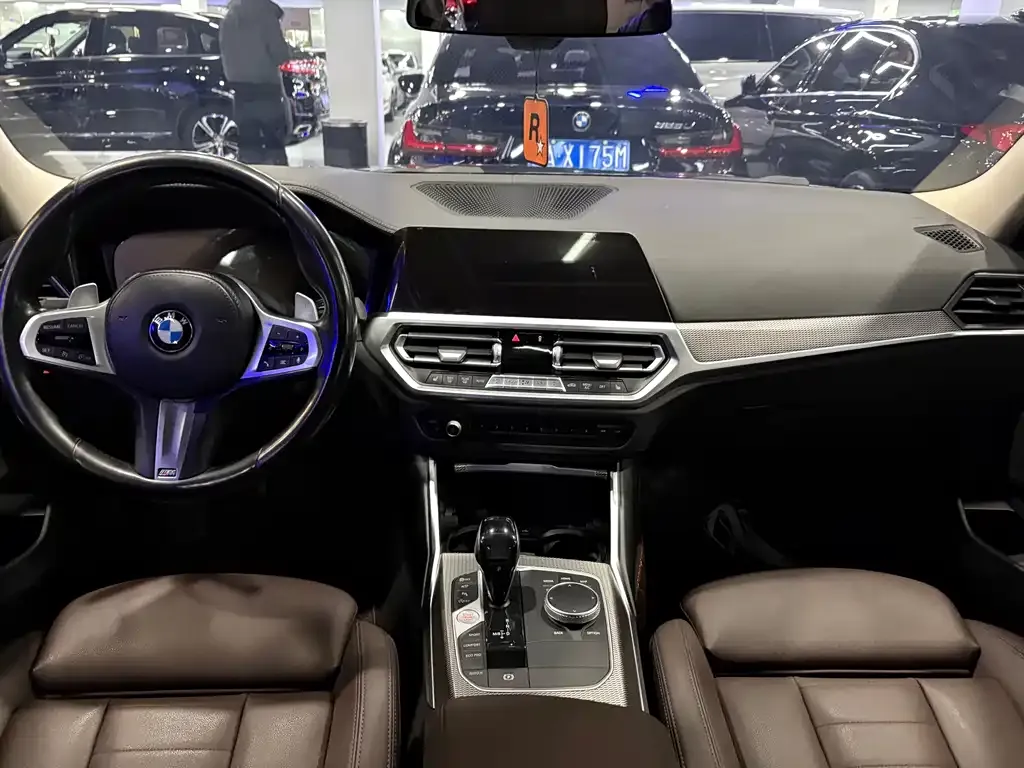 BMW 3 Series 2021 из CN, фото 8