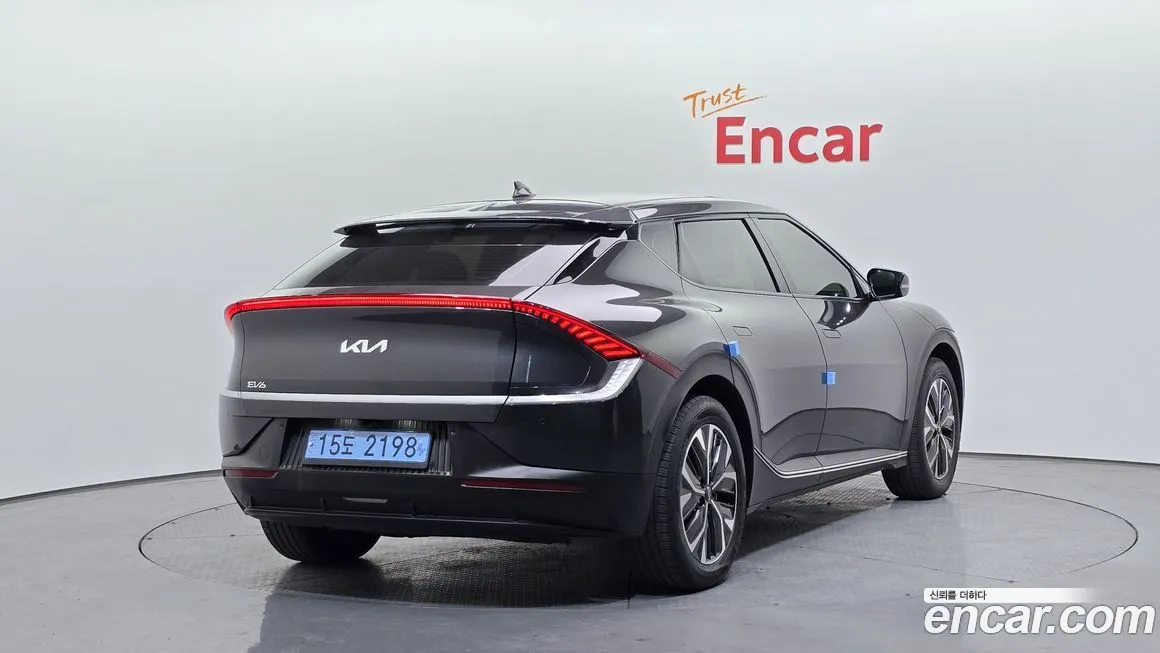 Kia EV6 — фото 2