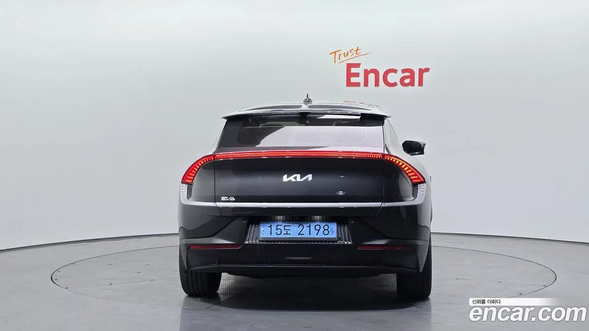 Kia EV6 — фото 4