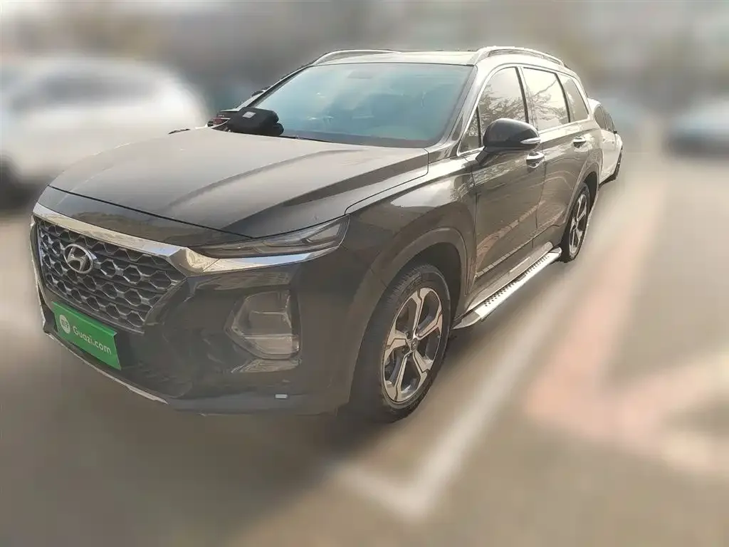 Hyundai Santa Fe 2022 из CN, фото 1