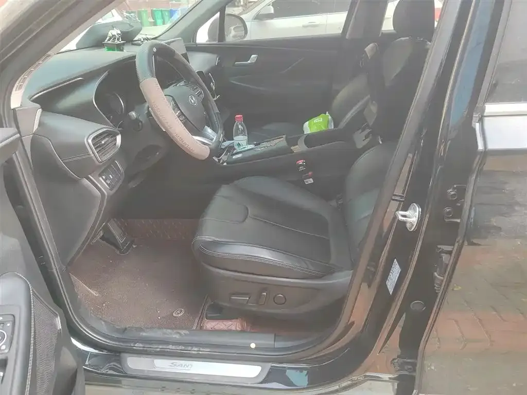Hyundai Santa Fe 2022 из CN, фото 8