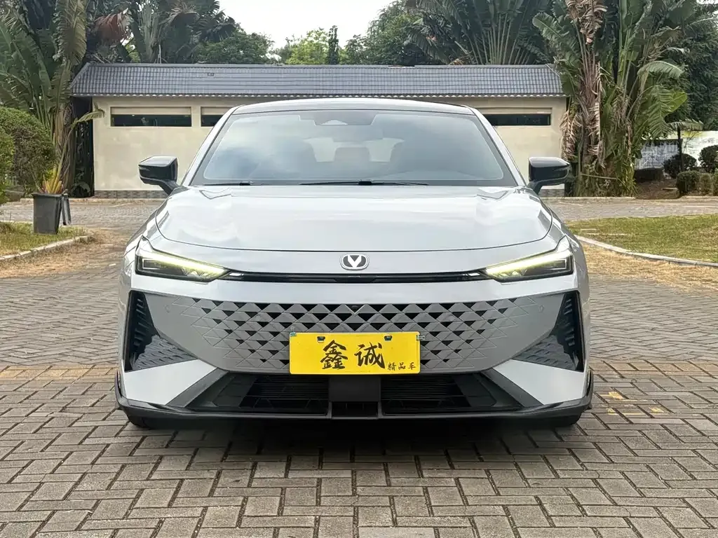 Changan UNI-V 2024 из CN, фото 3