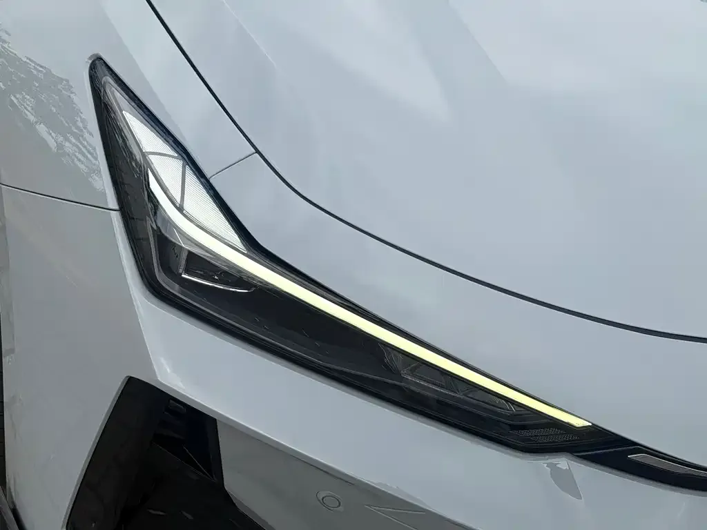Changan UNI-V 2024 из CN, фото 4