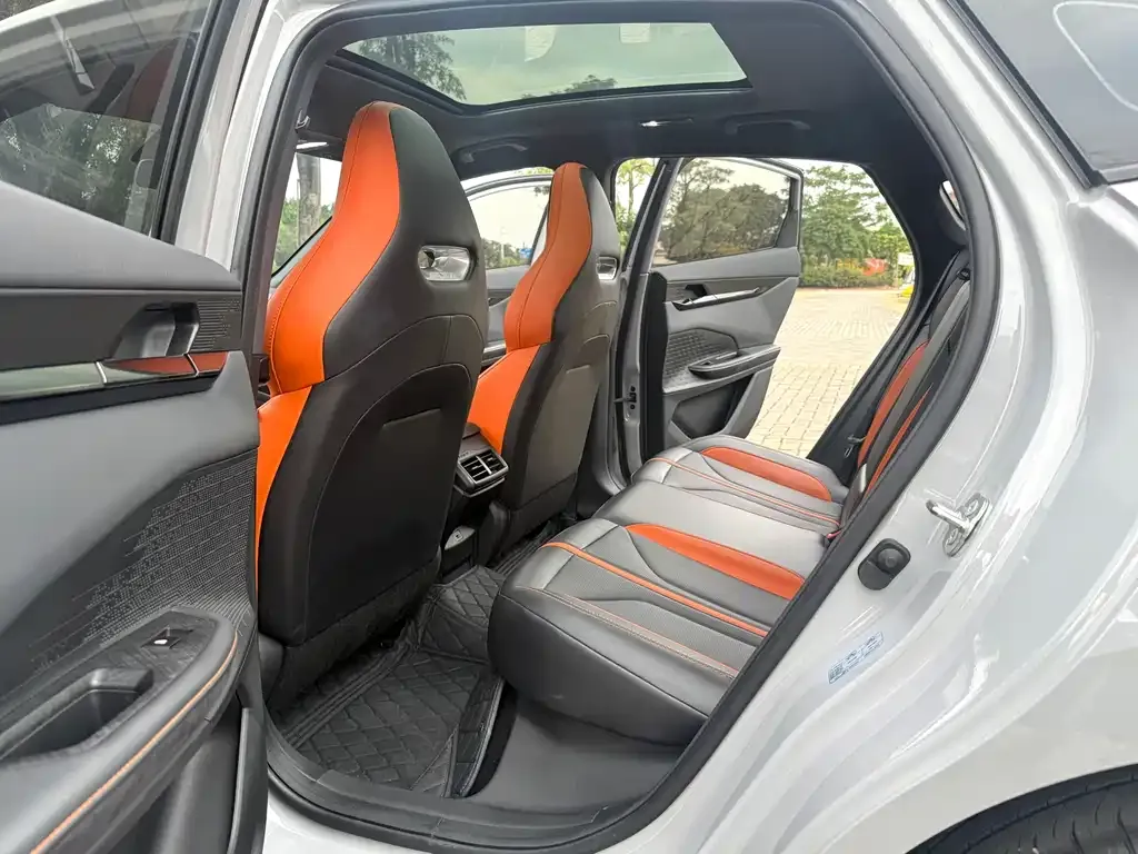 Changan UNI-V 2024 из CN, фото 9