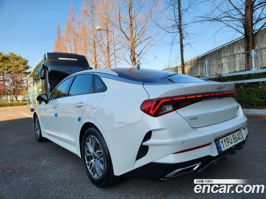 Kia K5 2023 из KR, фото 5