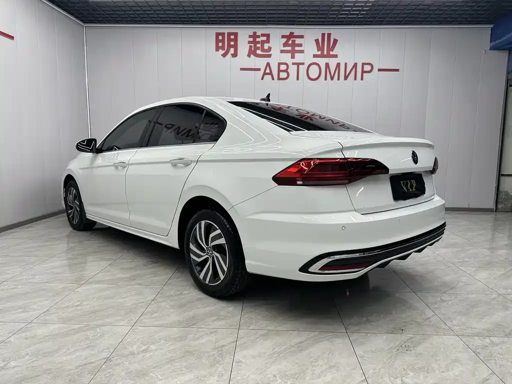 Volkswagen Bora 2022 из CN, фото 8