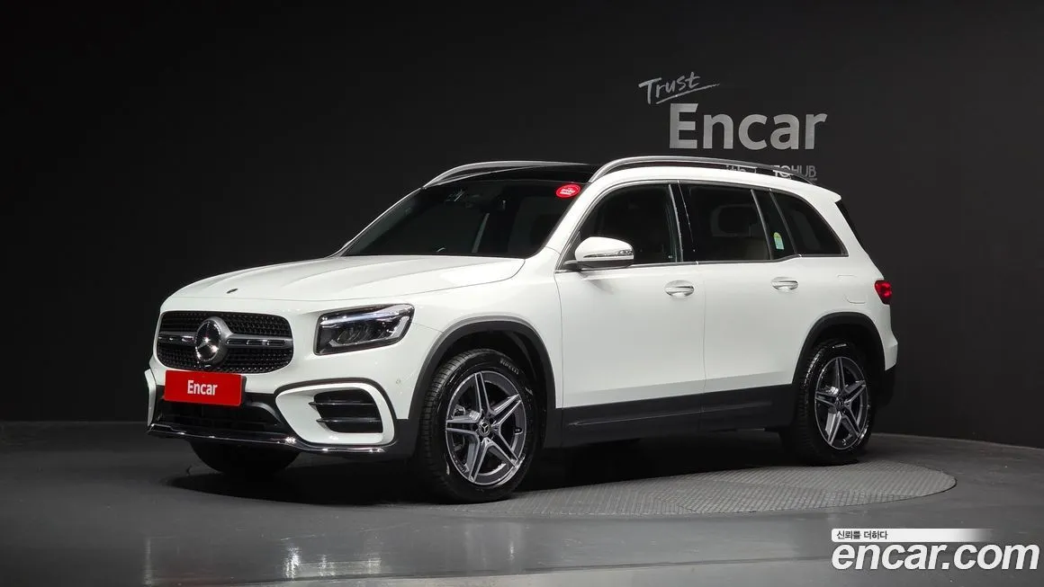 Mercedes-Benz GLB-Class — фото 1