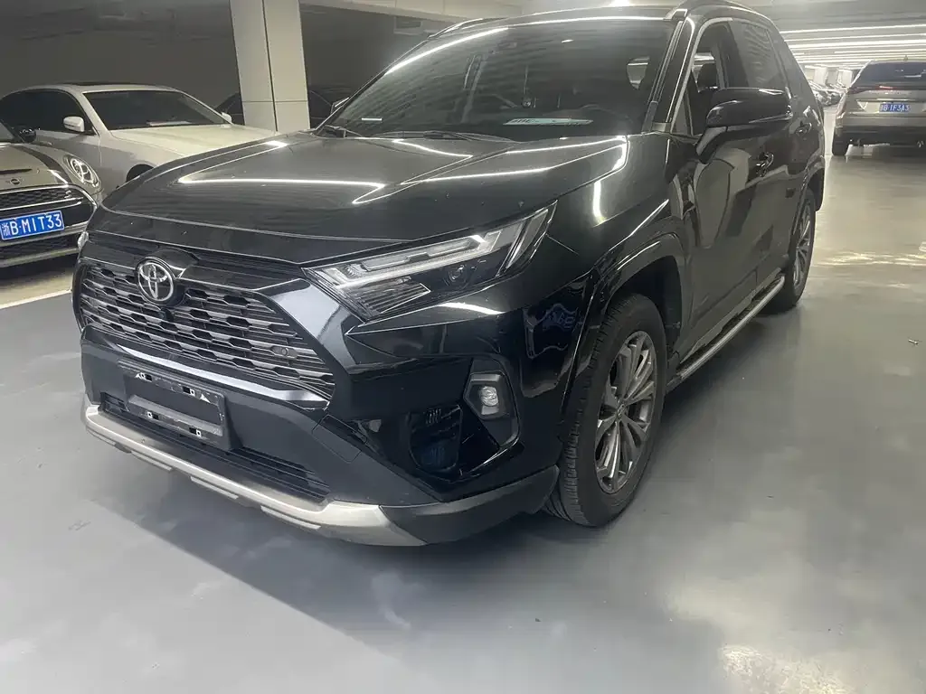 Toyota RAV4 2024 из CN, фото 3