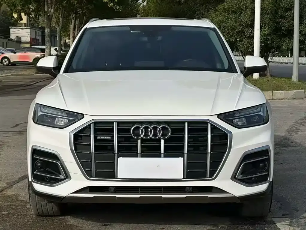 Audi Q5L 2022 из CN, фото 3