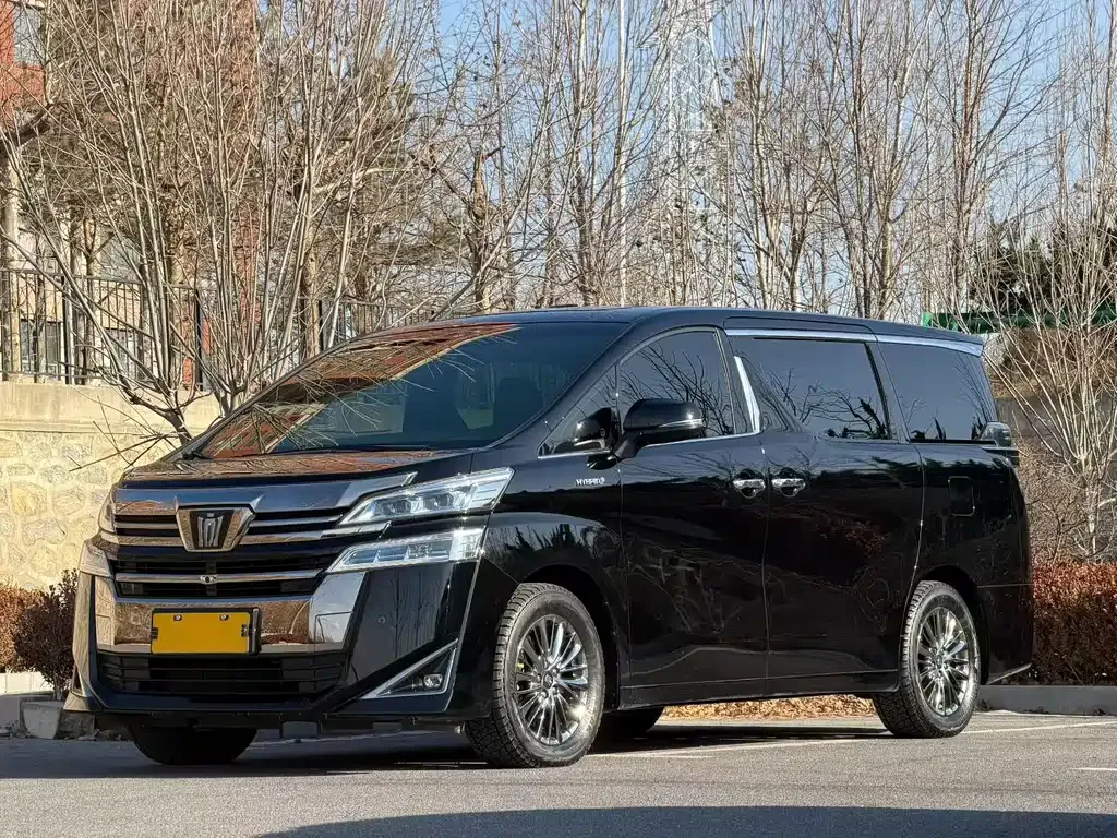 Toyota Vellfire 2022 из CN, фото 1