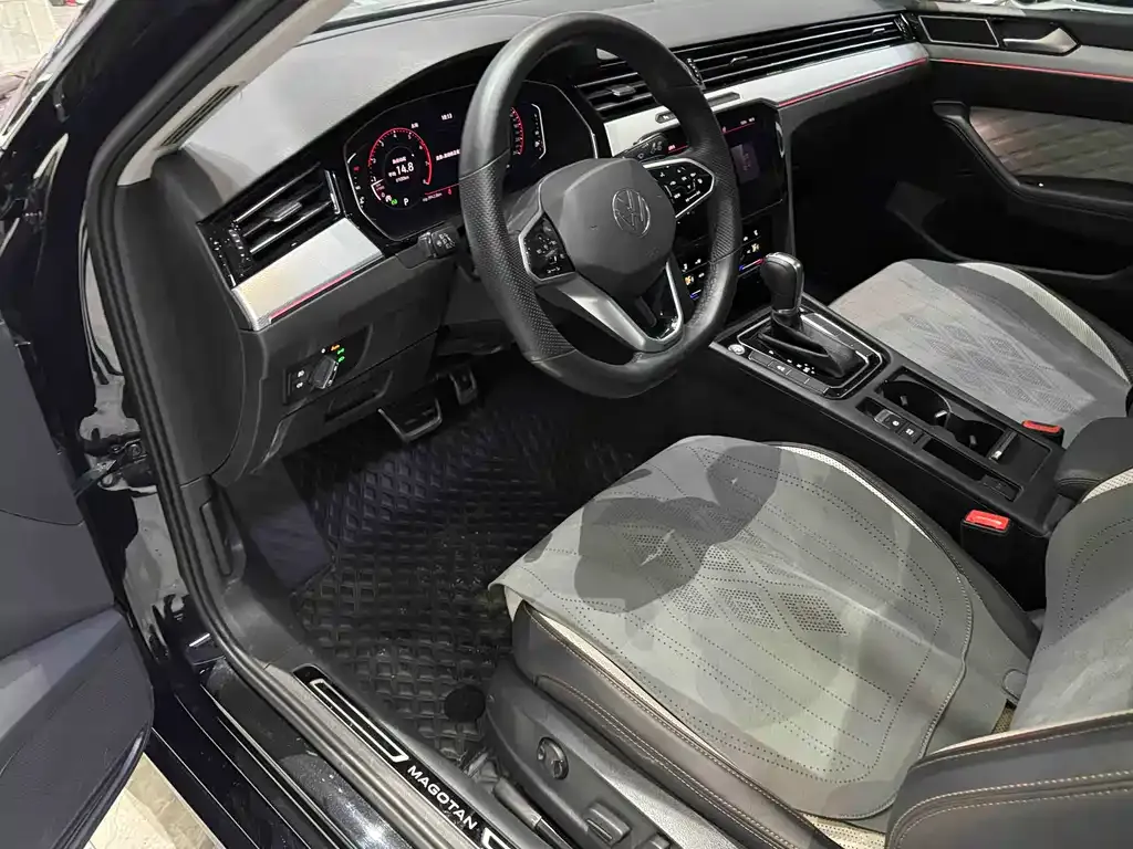 Volkswagen Magotan 2024 из CN, фото 10