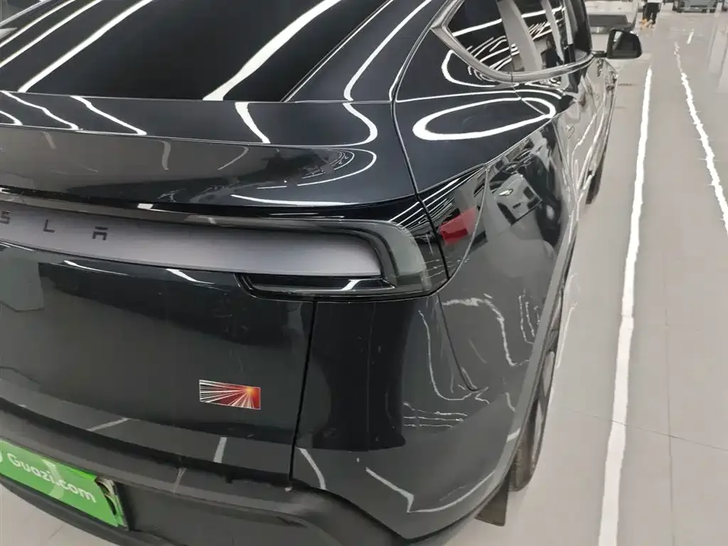 Tesla Model Y 2025 из CN, фото 8