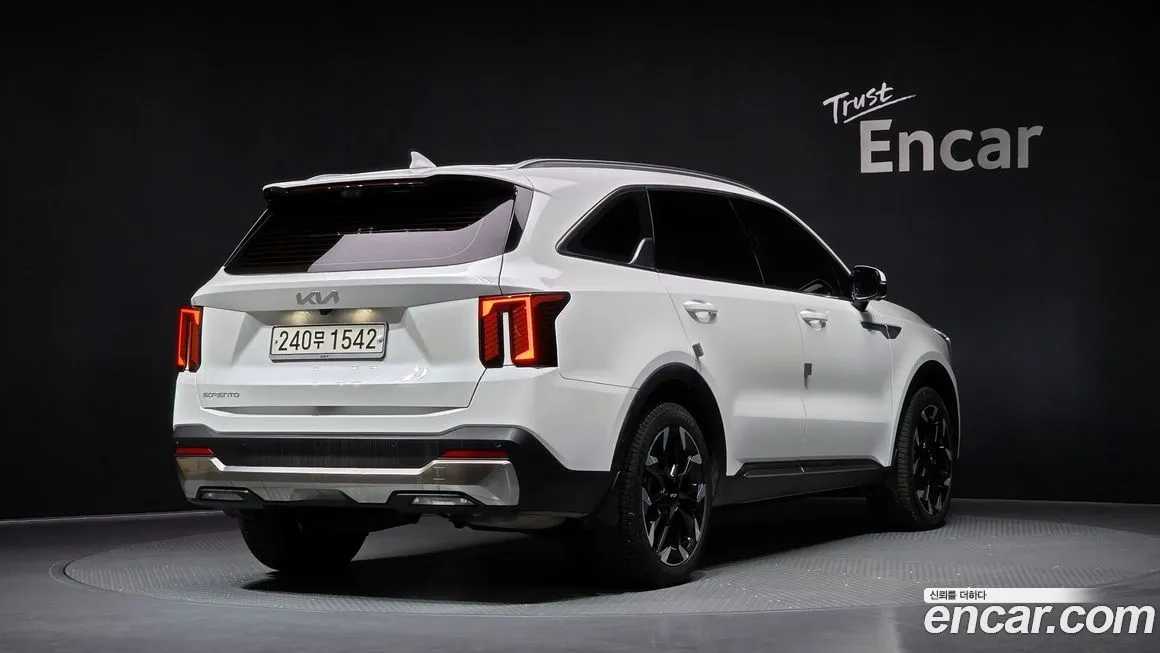 Kia Sorento — фото 2
