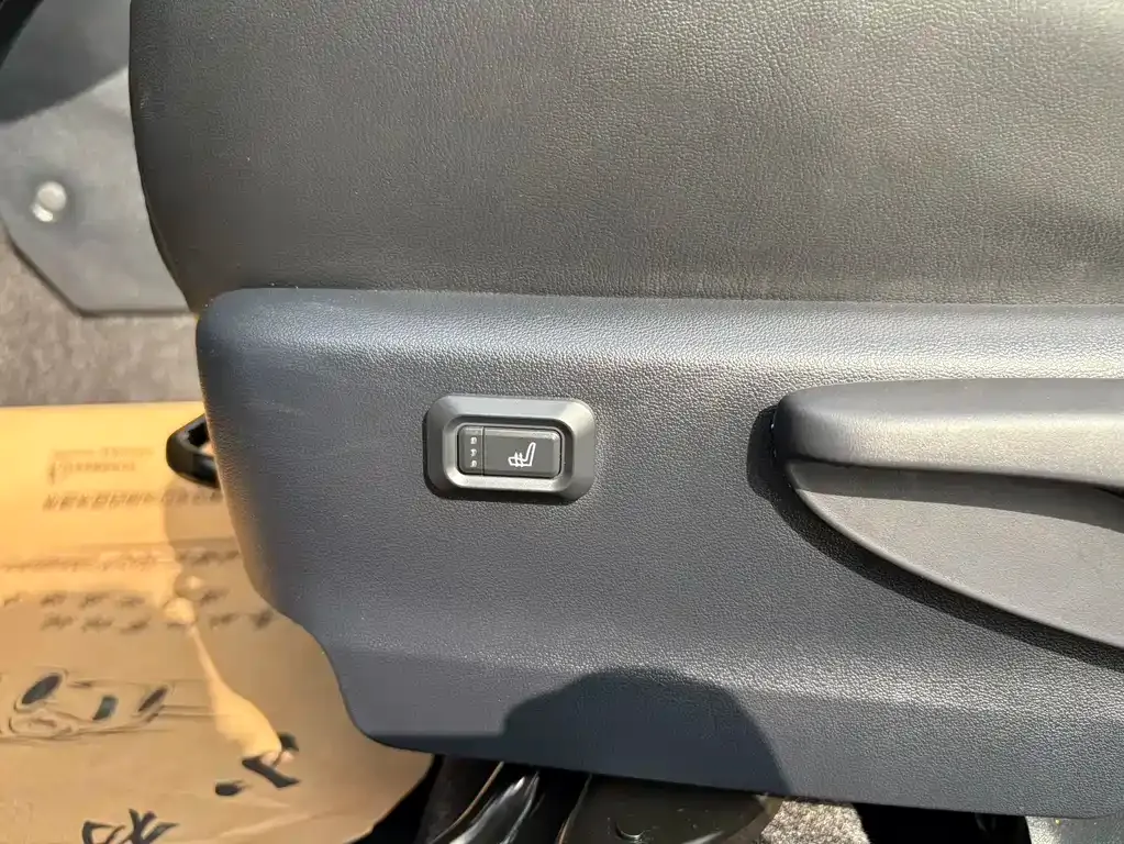 Toyota Yaris L 2022 из CN, фото 10