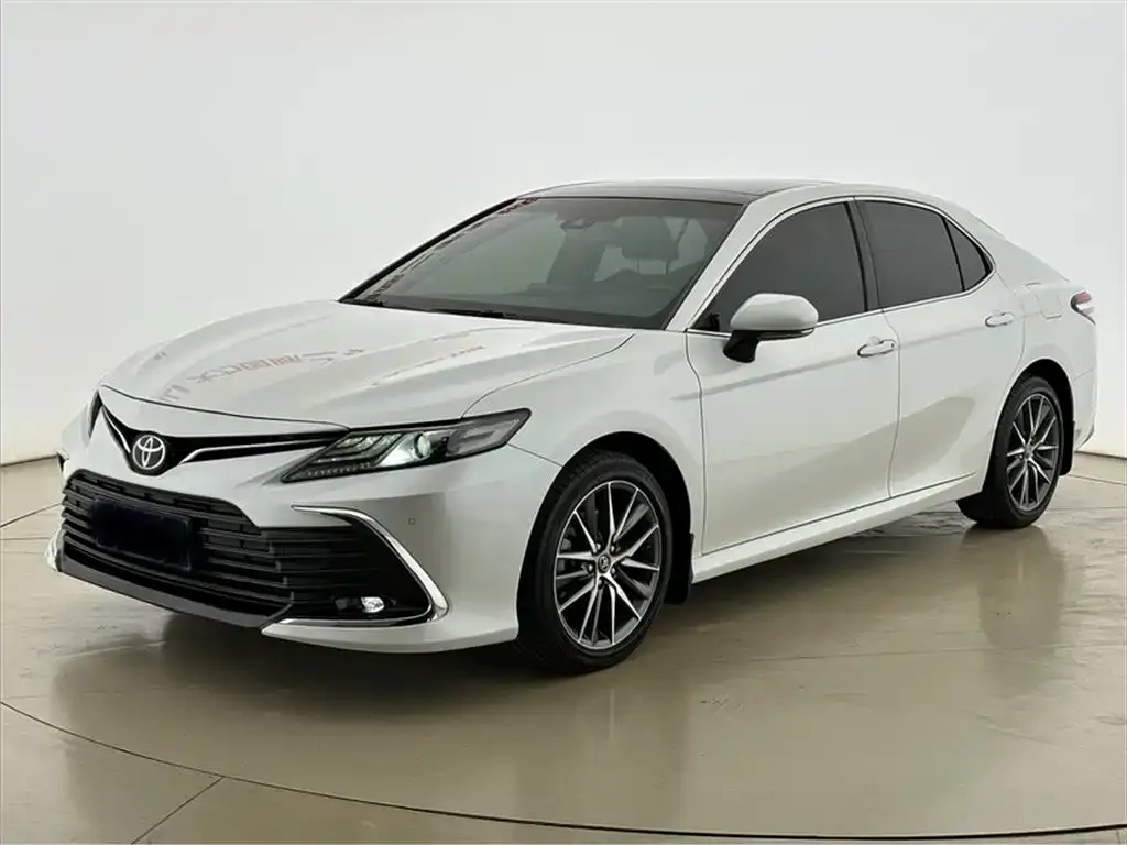 Toyota Camry 2022 из CN, фото 1