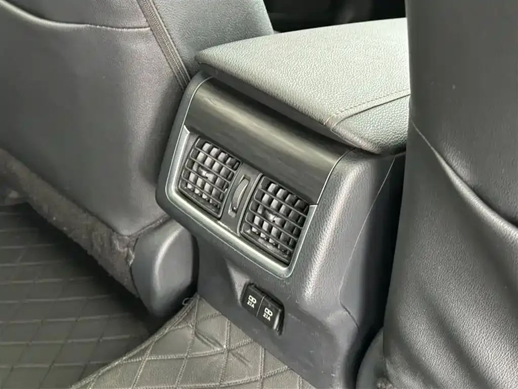 Toyota Camry 2022 из CN, фото 8