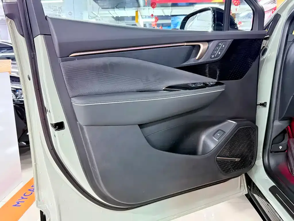 Buick E4 2024 из CN, фото 7