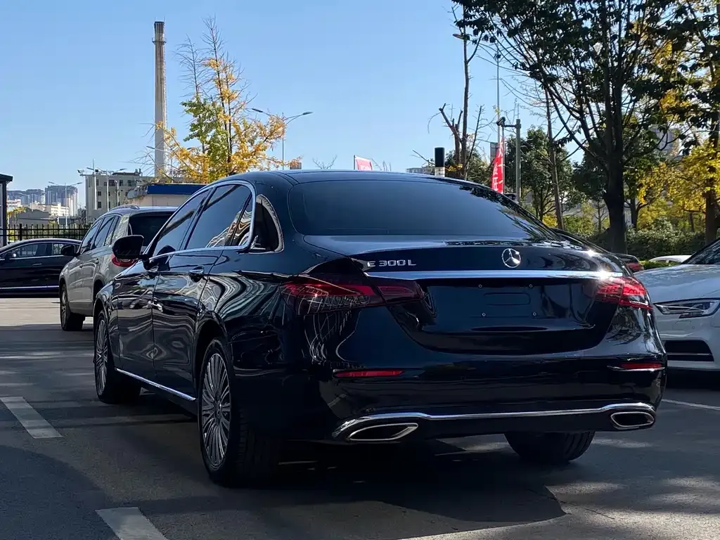 Mercedes-Benz E-Class 2022 из CN, фото 7