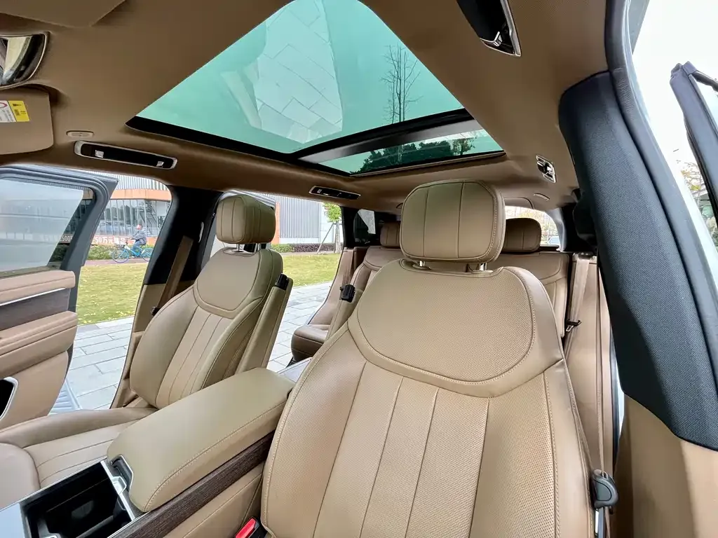 Land Rover Range Rover 2024 из CN, фото 8