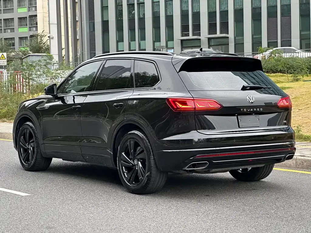 Volkswagen Touareg 2023 из CN, фото 6