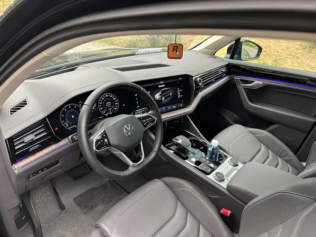 Volkswagen Touareg 2023 из CN, фото 7
