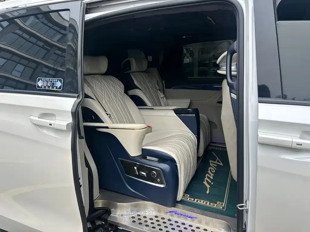 Buick GL8 2021 из CN, фото 7