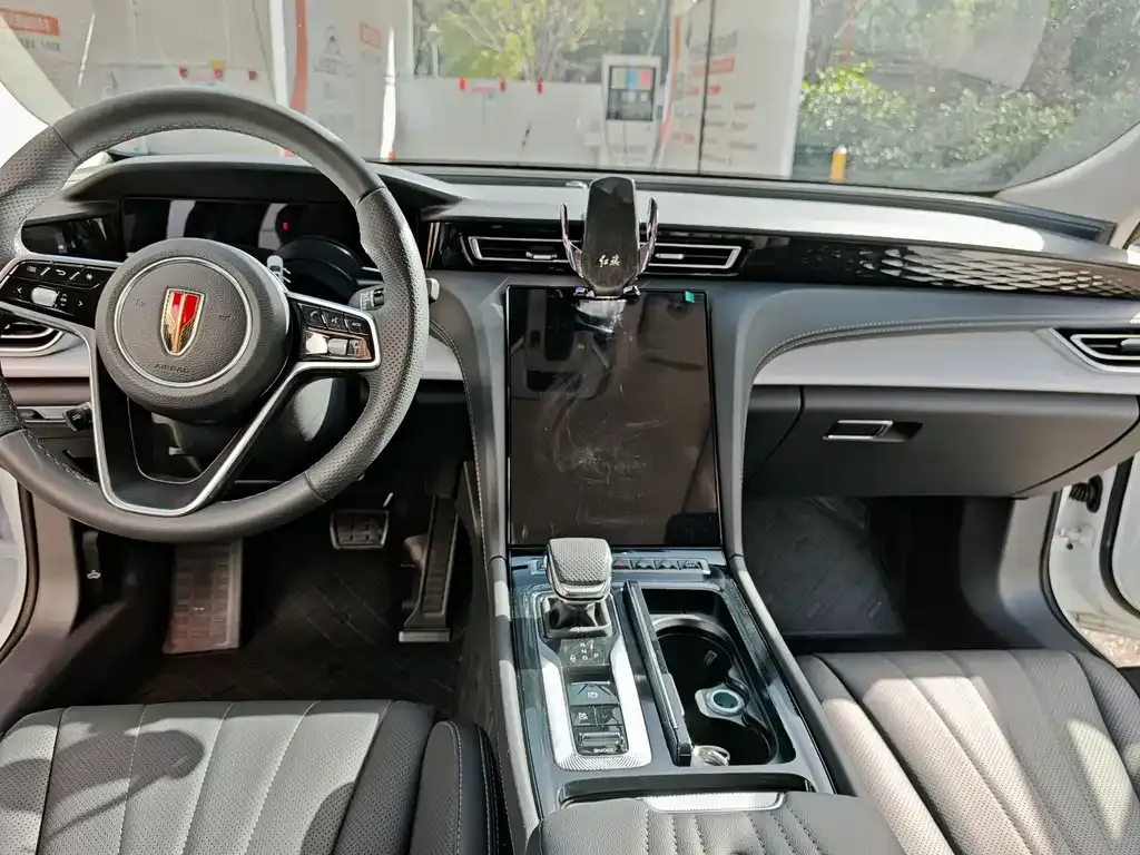 Hongqi H5 2025 из CN, фото 6