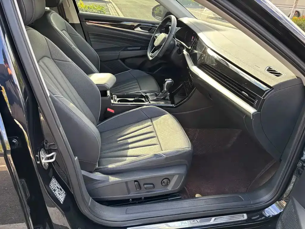 Volkswagen Passat 2024 из CN, фото 8
