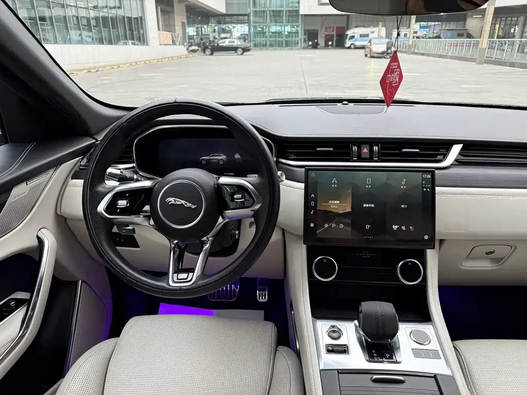 Jaguar F-PACE 2021 из CN, фото 4