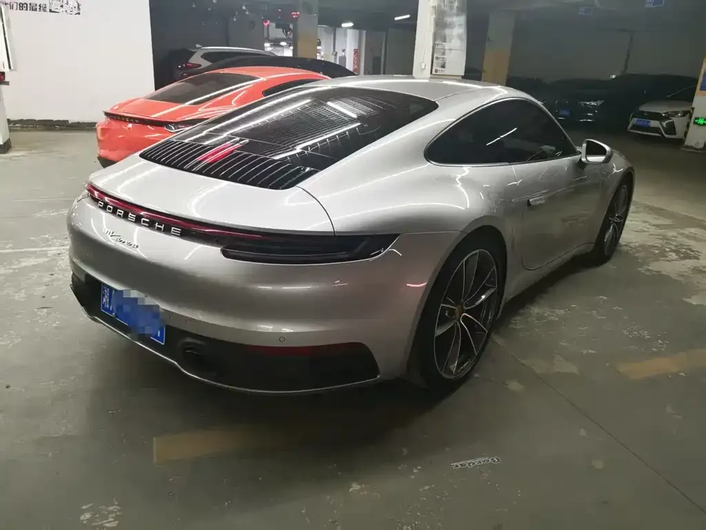 Porsche 911 2024 из CN, фото 5