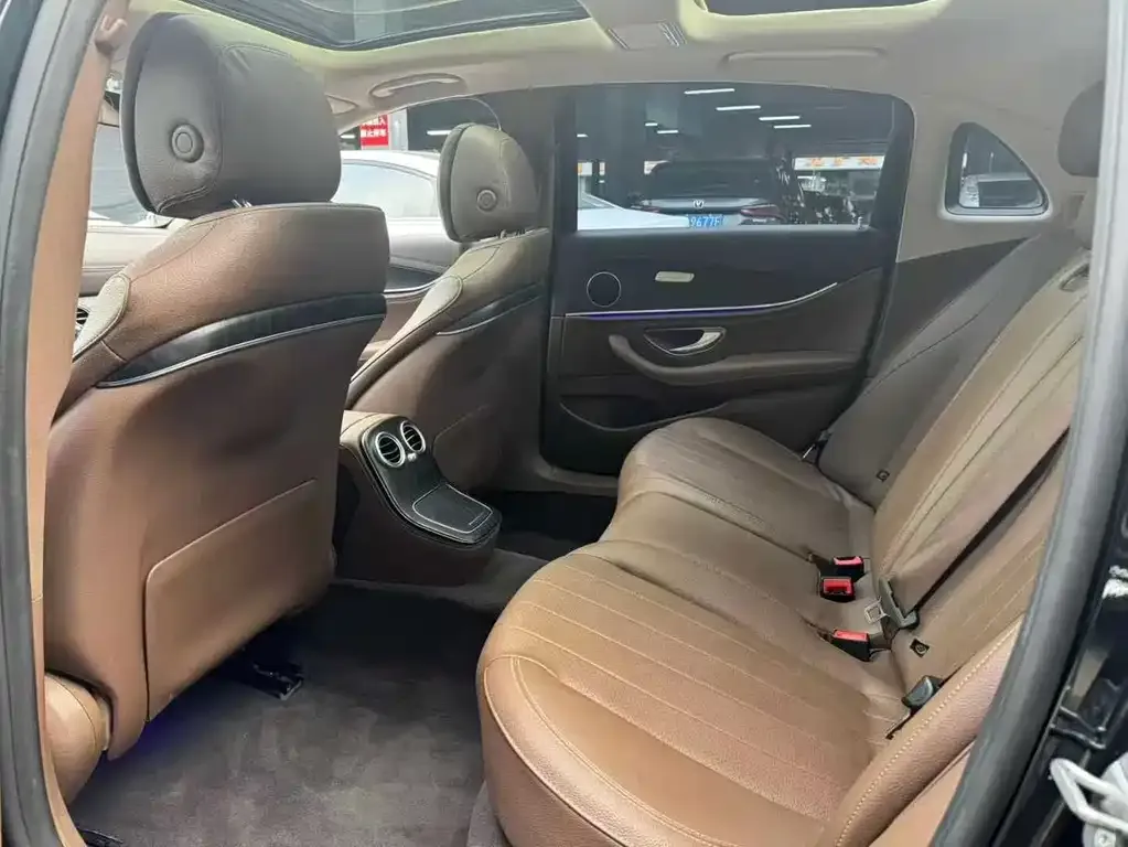 Mercedes-Benz E-Class 2022 из CN, фото 7