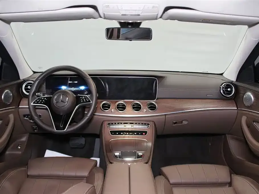 Mercedes-Benz E-Class 2023 из CN, фото 8