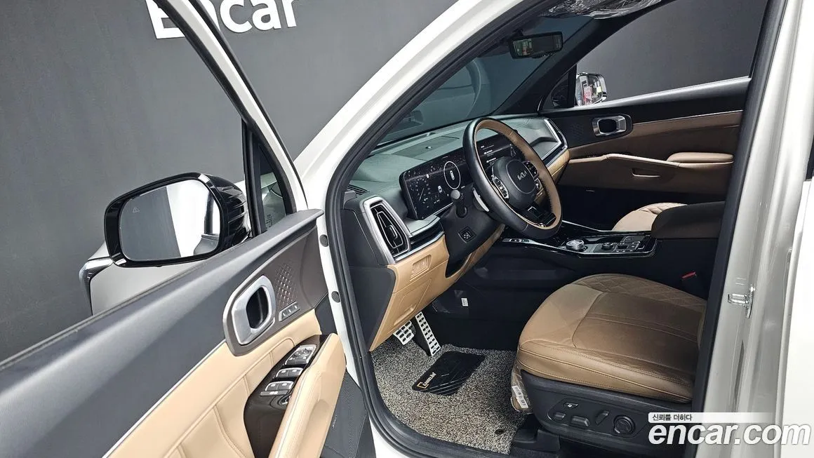 Kia Sorento — фото 10