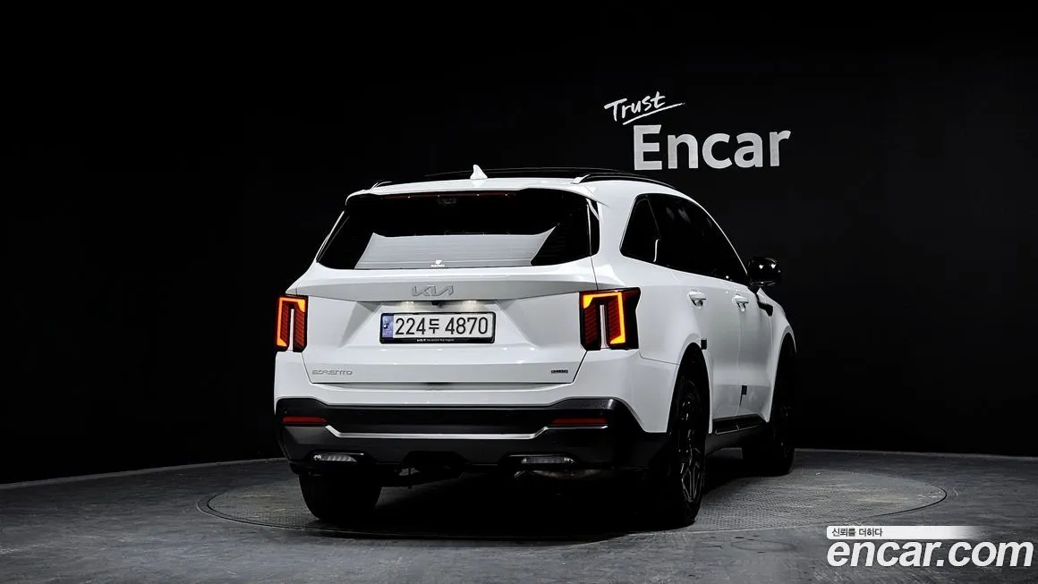 Kia Sorento — фото 4