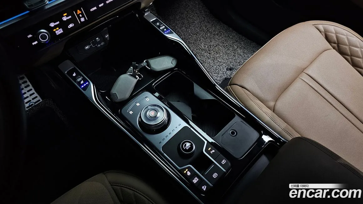 Kia Sorento — фото 9