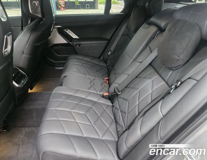 BMW 7-Series 2023 из KR, фото 7