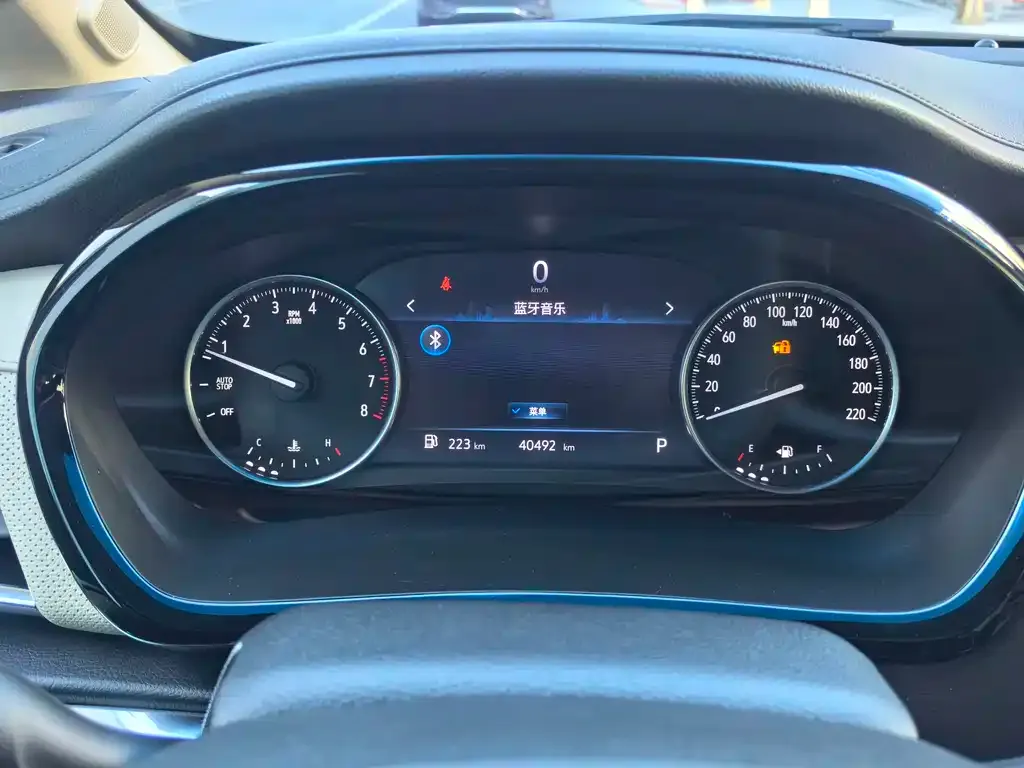 Buick GL8 2023 из CN, фото 8