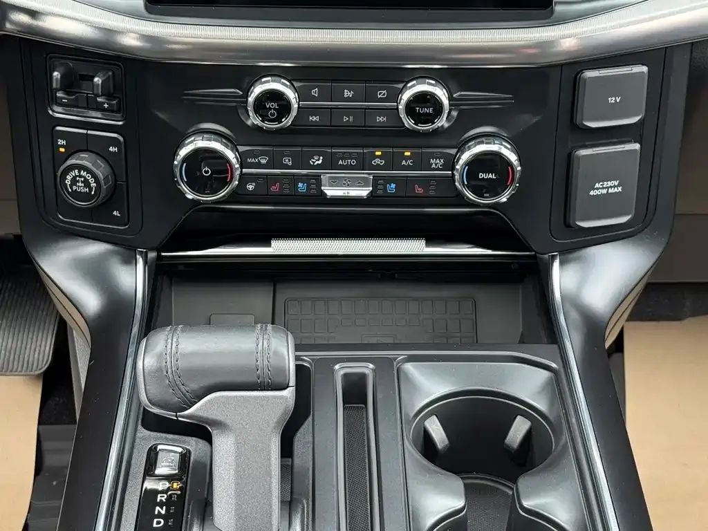 Ford F-150 Raptor — фото 9