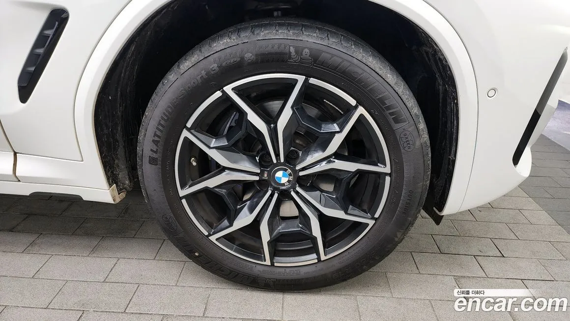 BMW X4 2023 из KR, фото 5