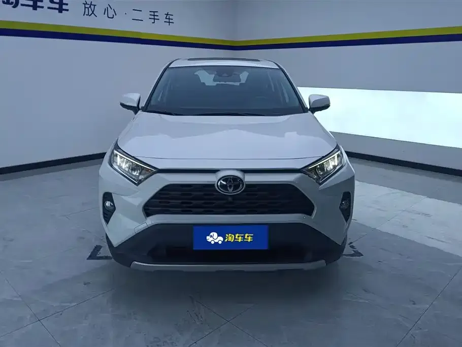 Toyota RAV4 2022 из CN, фото 2