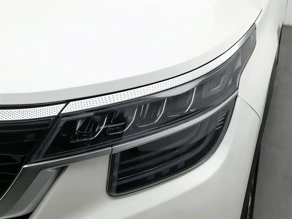 Kia KX3 2022 из CN, фото 7